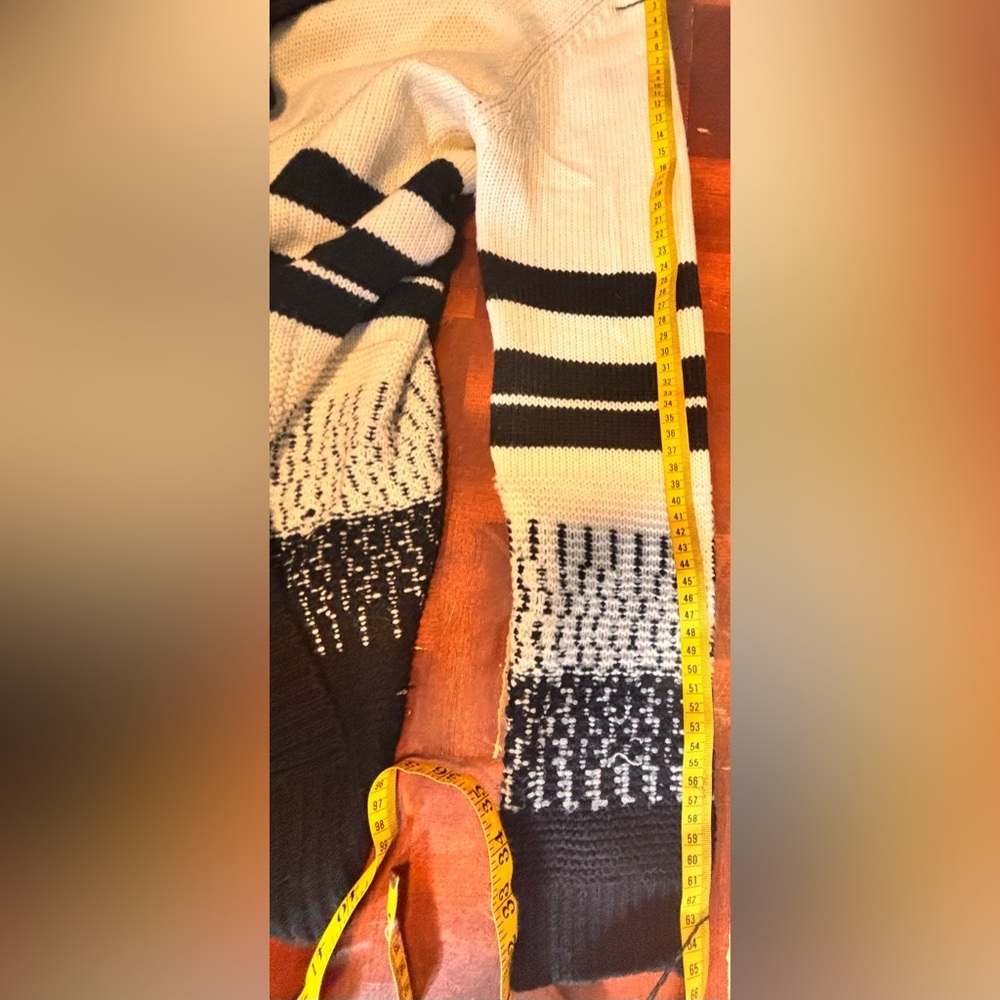 LINE Sweater Cardigan Black and Cream Knit Shawl size Medium - Picture 7 of 14